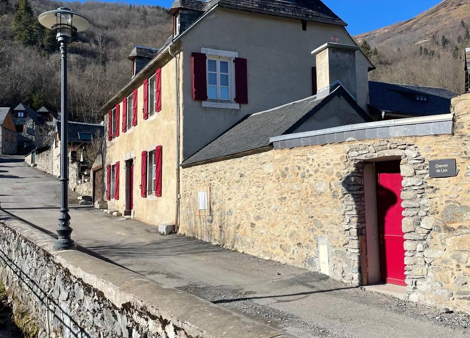 Chalet / Maison Bourgeoise Entierement Renovee Vignec 0*,  Γαλλία