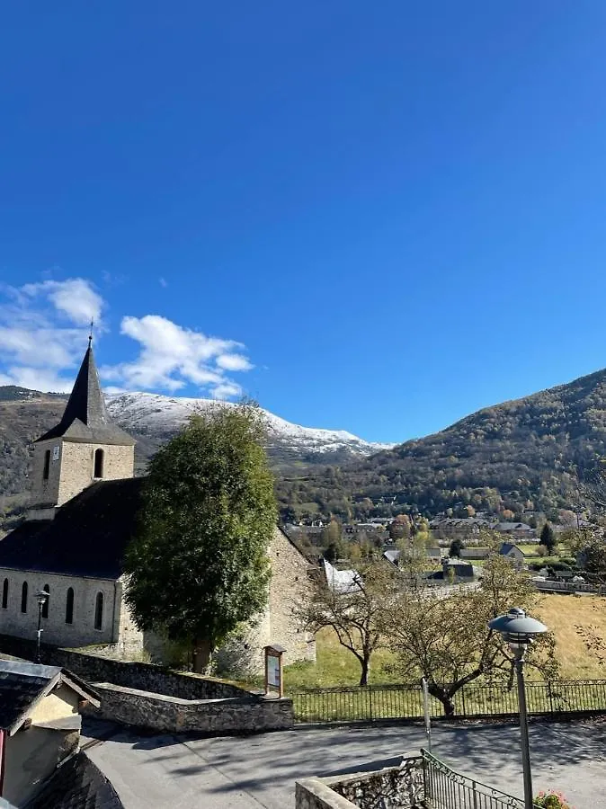 Chalet / Maison Bourgeoise Entierement Renovee Vignec