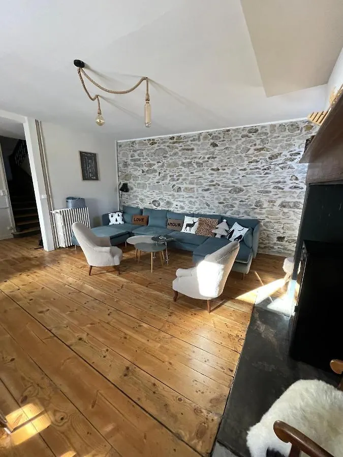 Chalet / Maison Bourgeoise Entierement Renovee Vignec